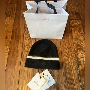 Moncler Berretto Tricot Beanie New With Tags Black Mohair Wool Blend